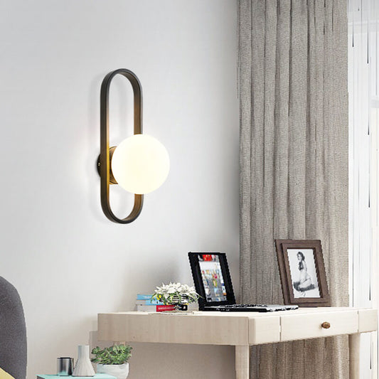 GlobeAura | Elegante glazen bol wandlamp