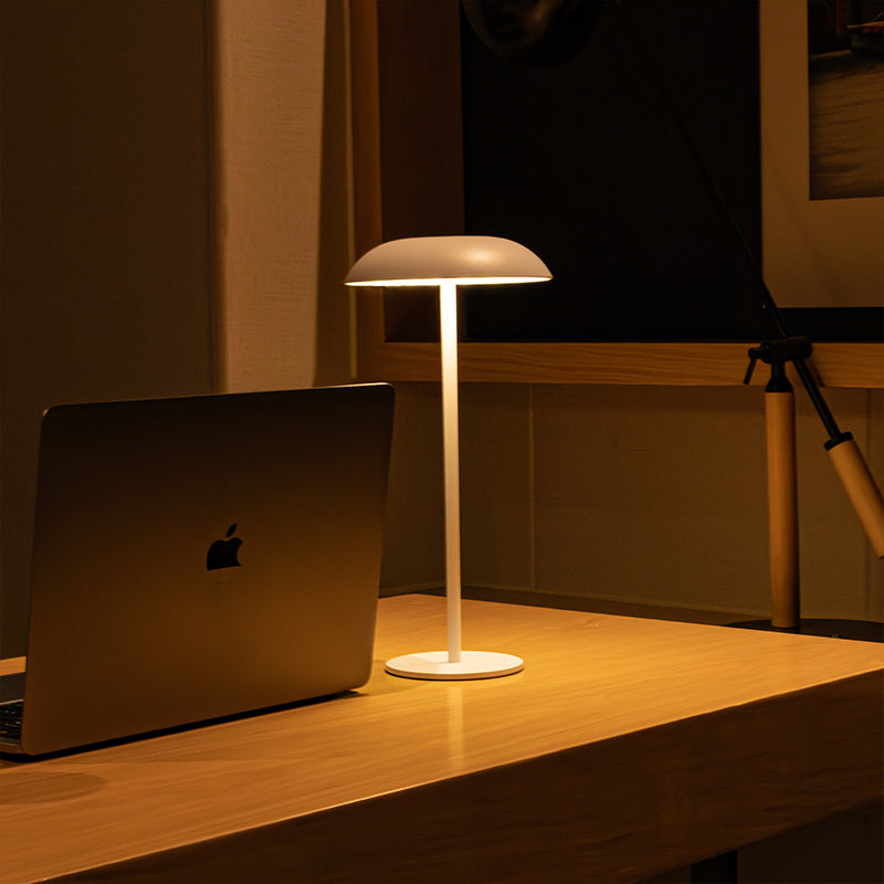 IronShine | Elegante & Oplaadbare Tafellamp