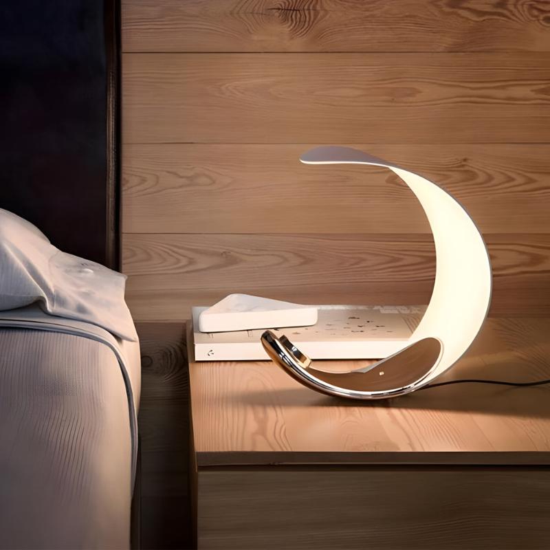 Moonlight elegance | Stijlvolle aluminium LED tafellamp met touchdimmer
