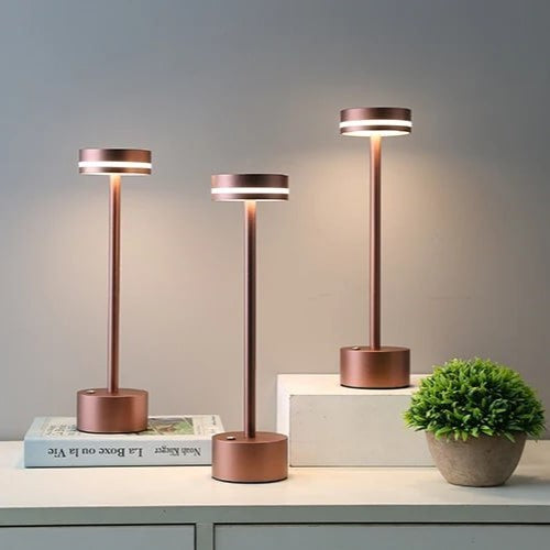 COSMOGLOW - Draagbare lamp met kosmonaut ontwerp