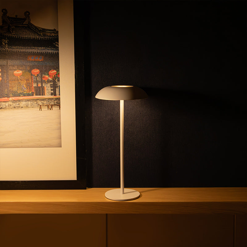 IronShine | Elegante & Oplaadbare Tafellamp