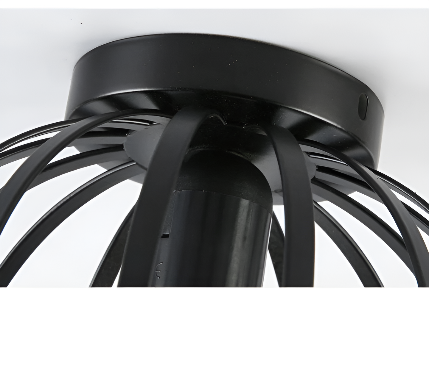 EisenEleganz - Tijdloze plafondlamp in een modern ontwerp