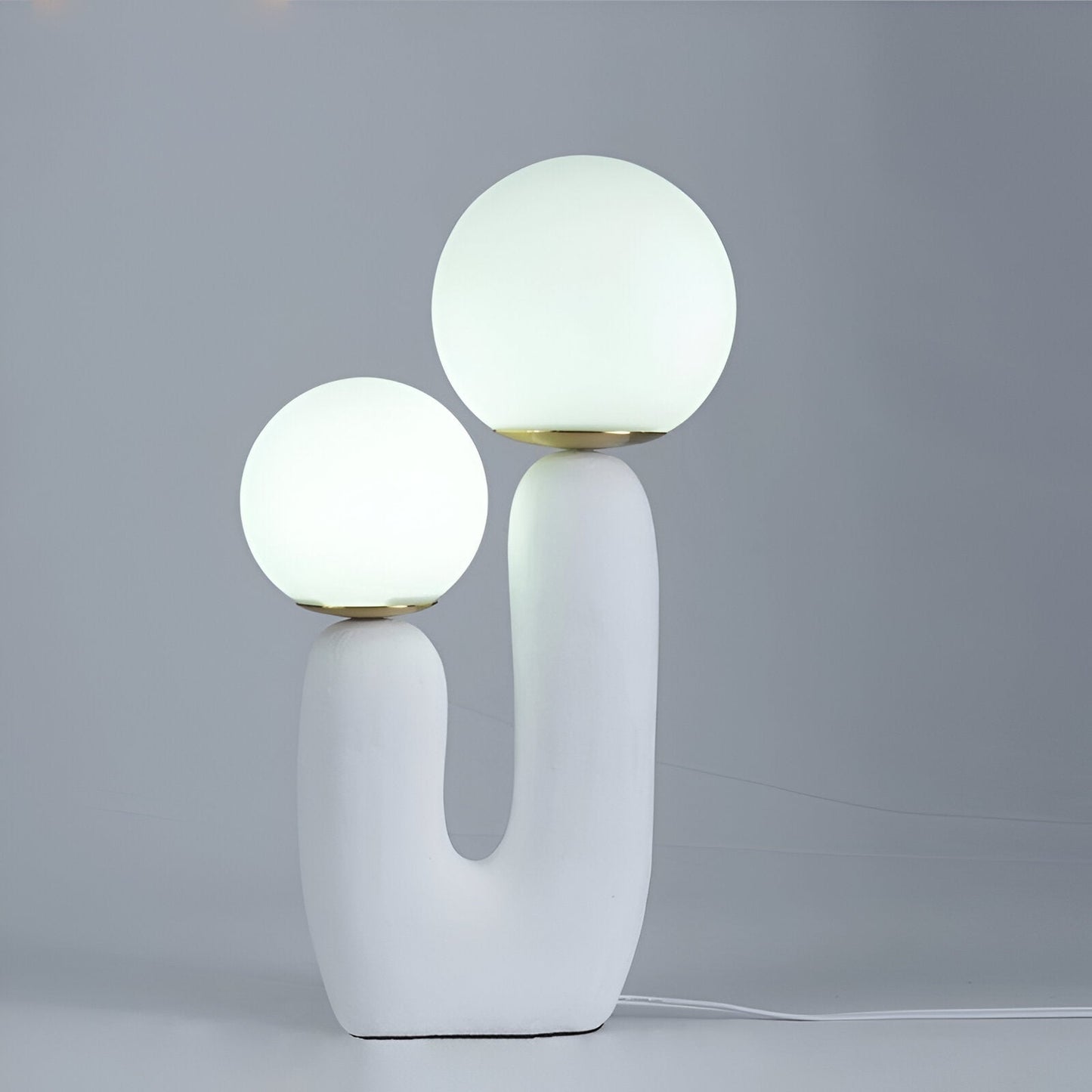 KaktusGlühen | Stijlvolle kunsthars tafellamp met twee glazen bollen voor een moderne en uitnodigende sfeer