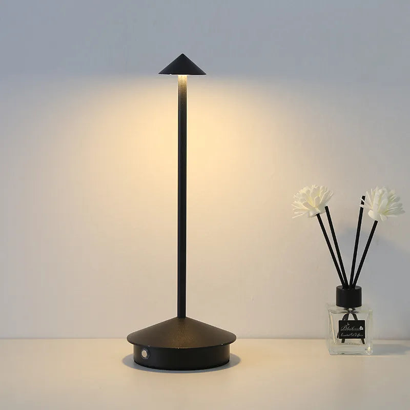 GlowArrow | Unieke draadloze tafellamp