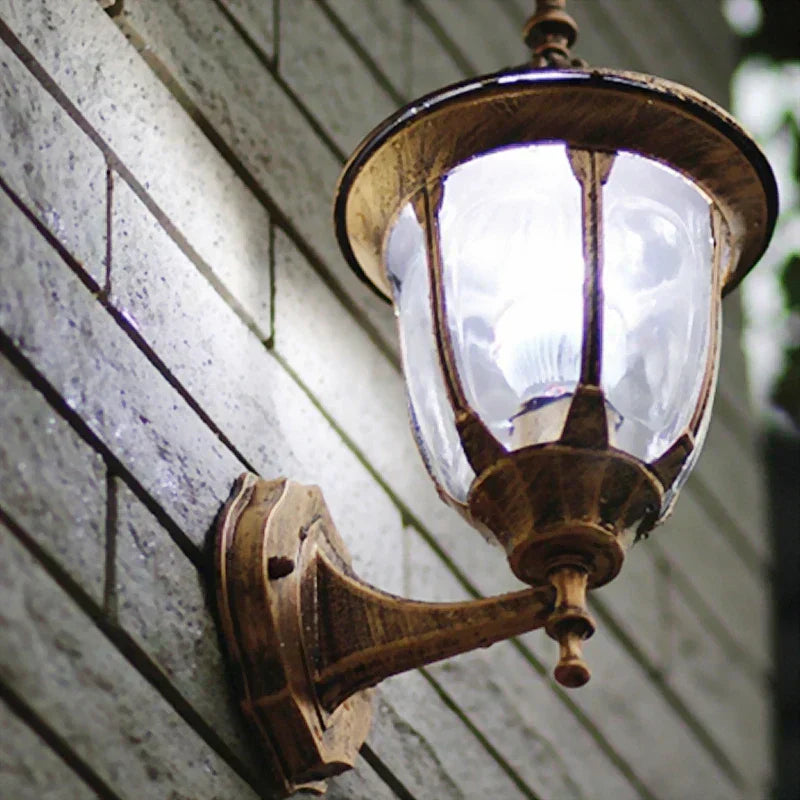 RetroElegance | Stijlvolle buitenlamp voor tuin en terras