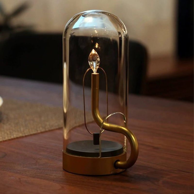 FLAMEGLOW – Draagbare vlam-geïnspireerde designlamp