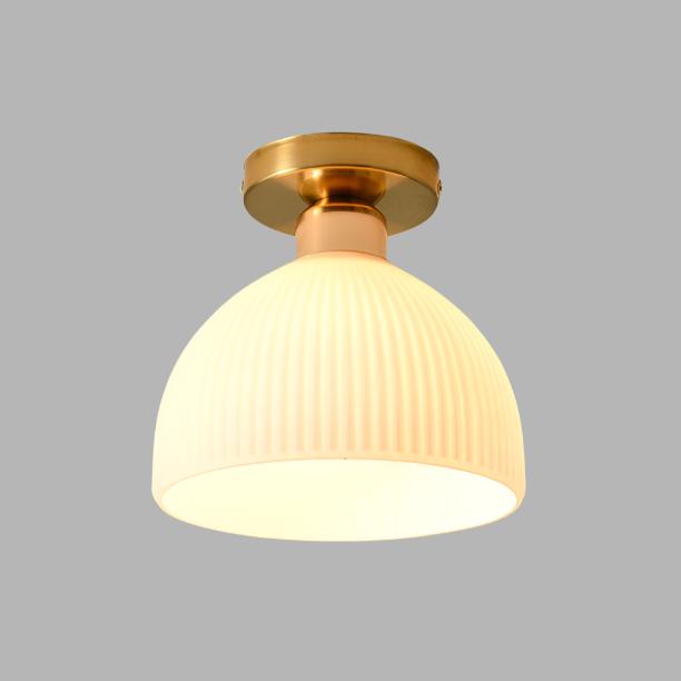 Moderne plafondlamp van melkwit glas