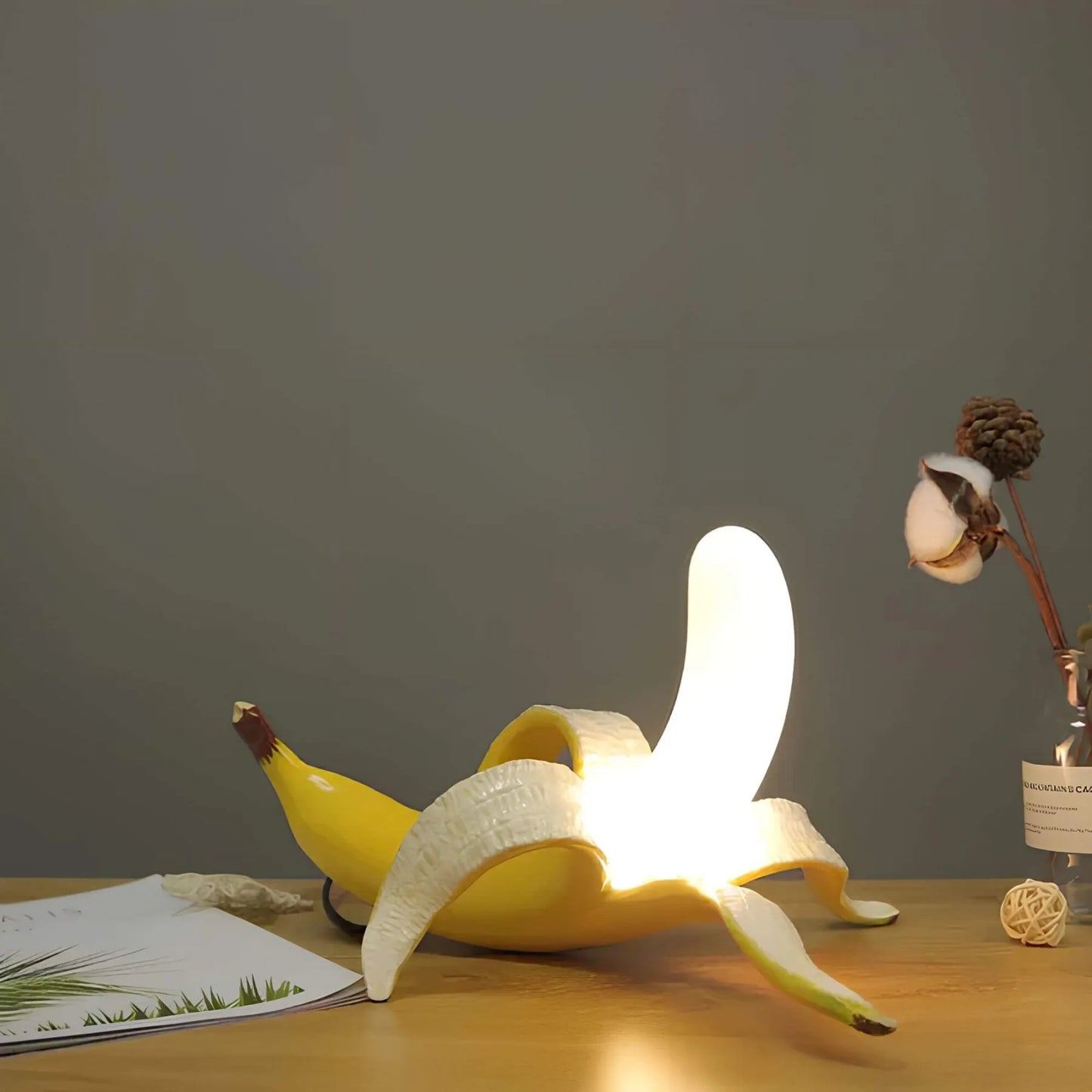 BananaShine - Moderne bananen tafellamp