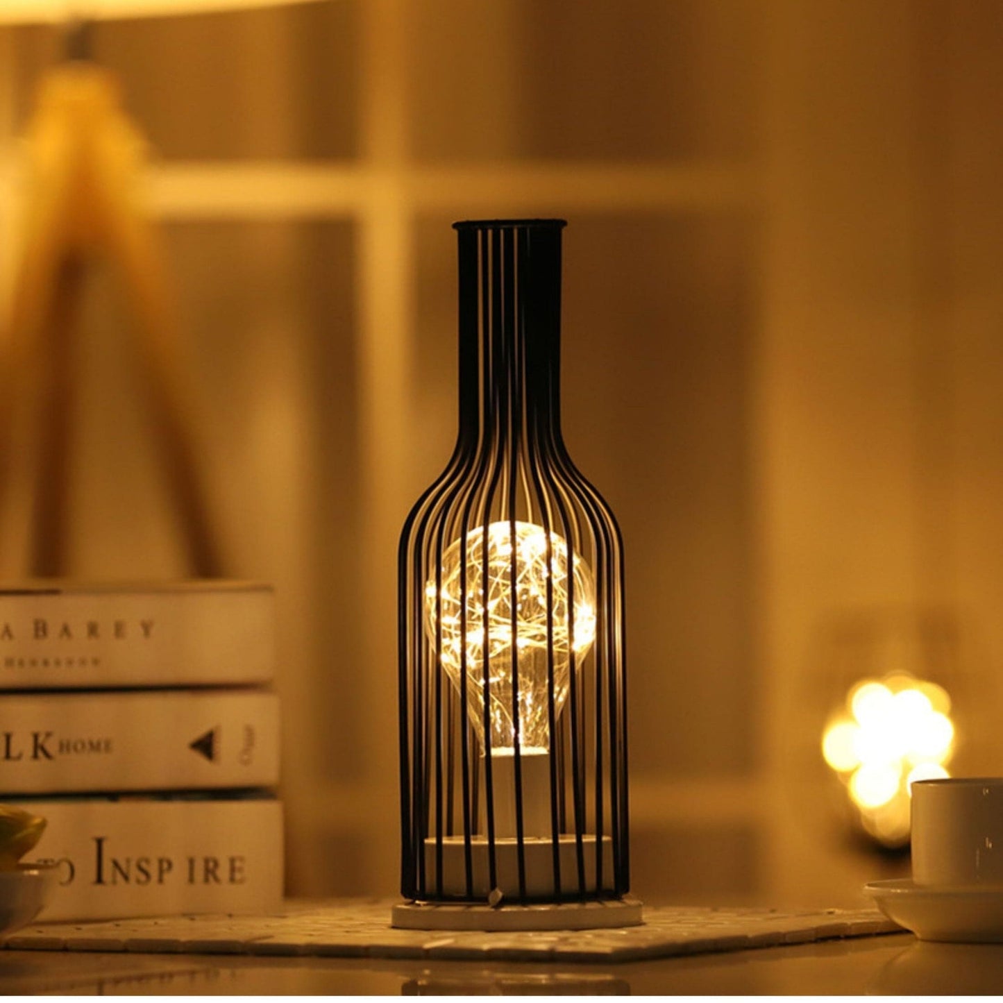 Elegante LumiNoir tafellamp | Modern ontwerp voor een stijlvol huis