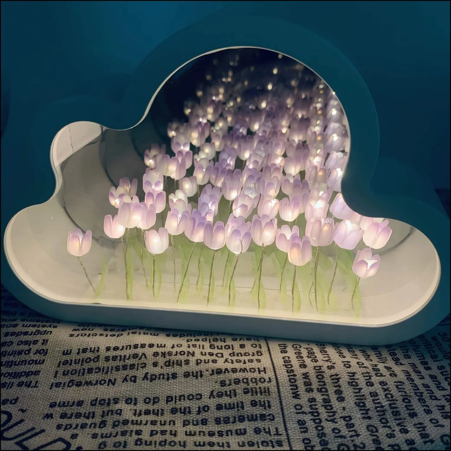 Eeuwige wolkspiegel tulpen - LED spiegel met oneindigheidseffect