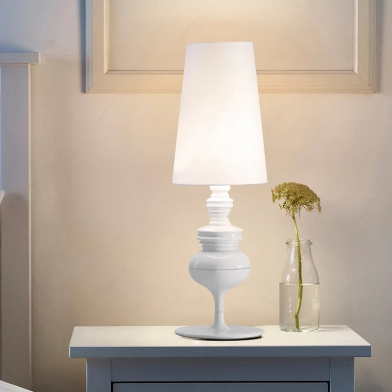 Scandinavische elegantie | Stijlvolle LED tafellamp voor modern wonen