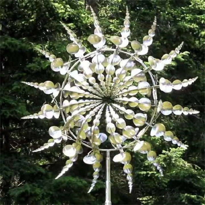 Unieke magische metalen windmolen