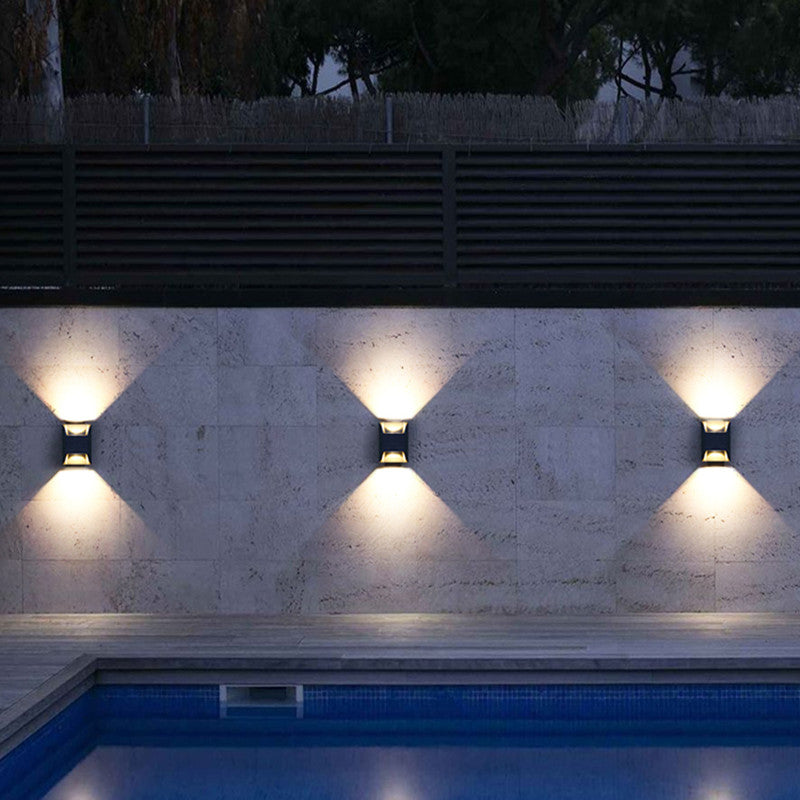 BrilliantAura | Moderne metalen wandlamp
