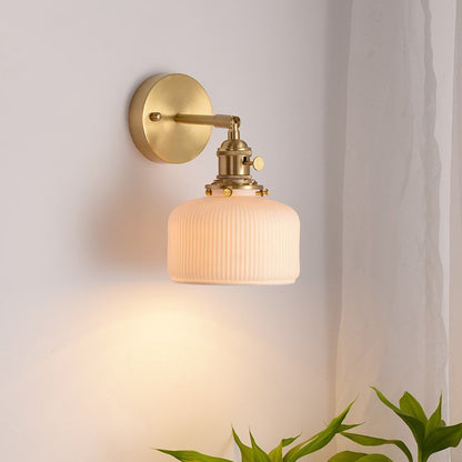 Tijdloze wandlamp met geribbelde vorm
