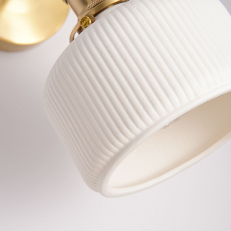 Tijdloze wandlamp met geribbelde vorm