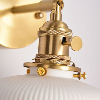 Tijdloze wandlamp met geribbelde vorm