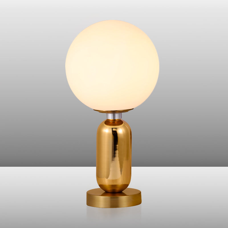 Elegante glazen bollamp | Tafelverlichting in een modern ontwerp