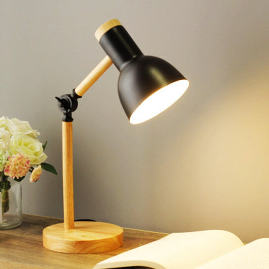 Scandinavische elegantie | Stijlvolle houten LED bureaulamp