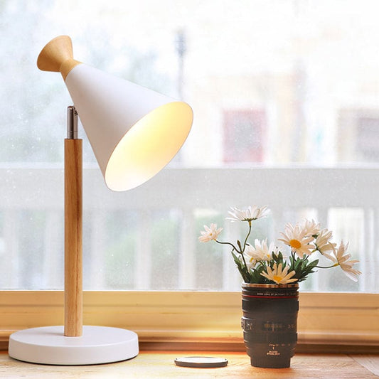 LUMITONE - Moderne ijzeren trompetlamp voor tafels