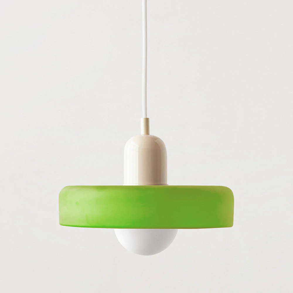 StiloGlas | Kleurrijke Hanglamp in Bauhaus-stijl – Glas-in-lood Design & Modern Vakmanschap