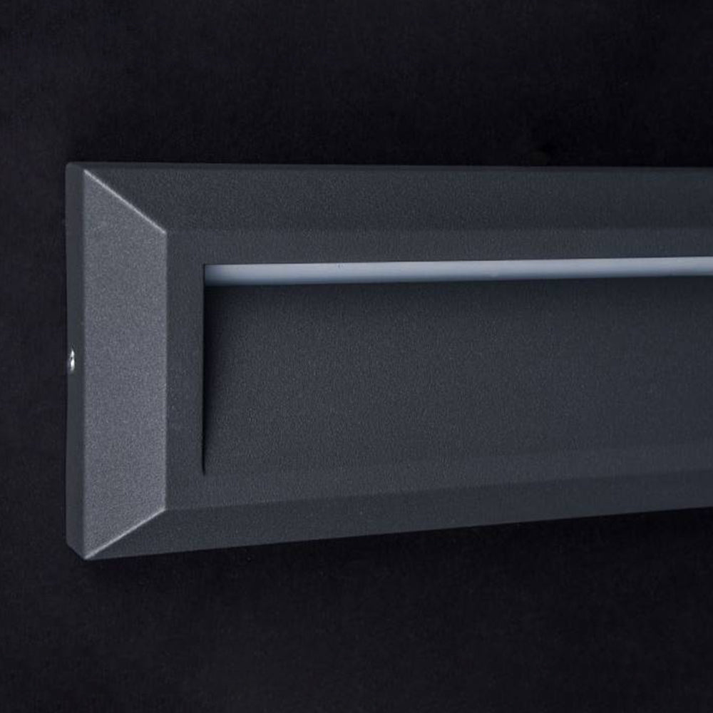 GlimmerEdge | Slanke en moderne wandlamp