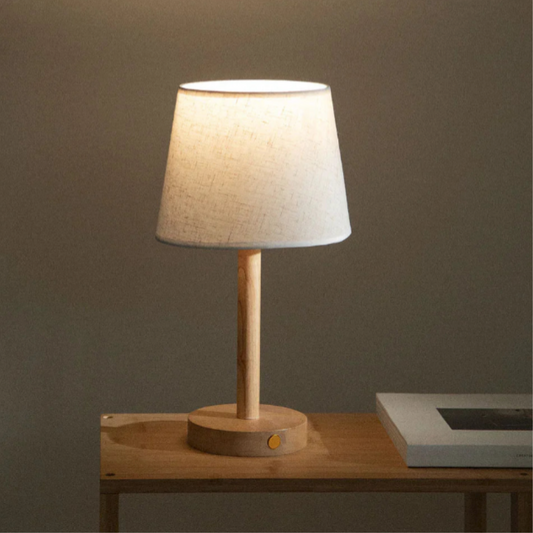 EcoLumi | Elegante, snoerloze houten tafellamp voor stijlvolle verlichting binnen en buiten