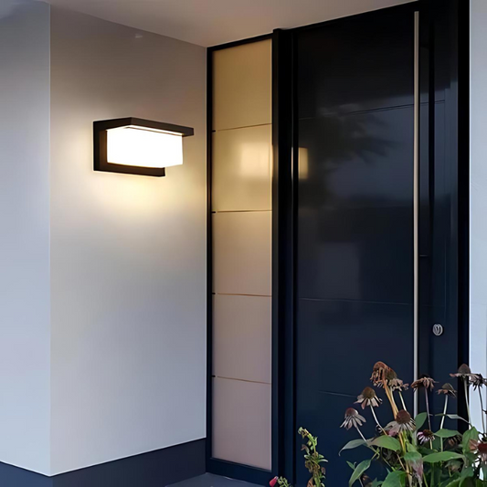 LumiSense LED Buitenlamp met Bewegingssensor | Weerbestendige Wandlamp IP65