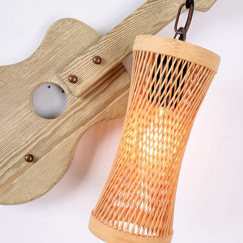 StrumLight | Op gitaar geïnspireerde wandlamp