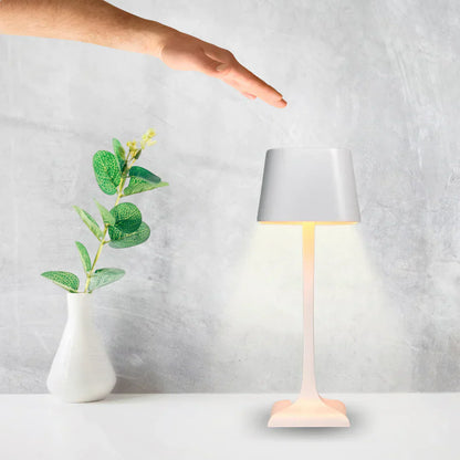 LuminaTouch | Elegante aanraakbediening & draadloze tafellamp