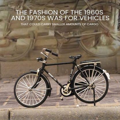 VintageCycle | Elegant retro fietsmodel Ornament