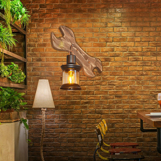 SpannerGlow | Unieke sleutel wandlamp