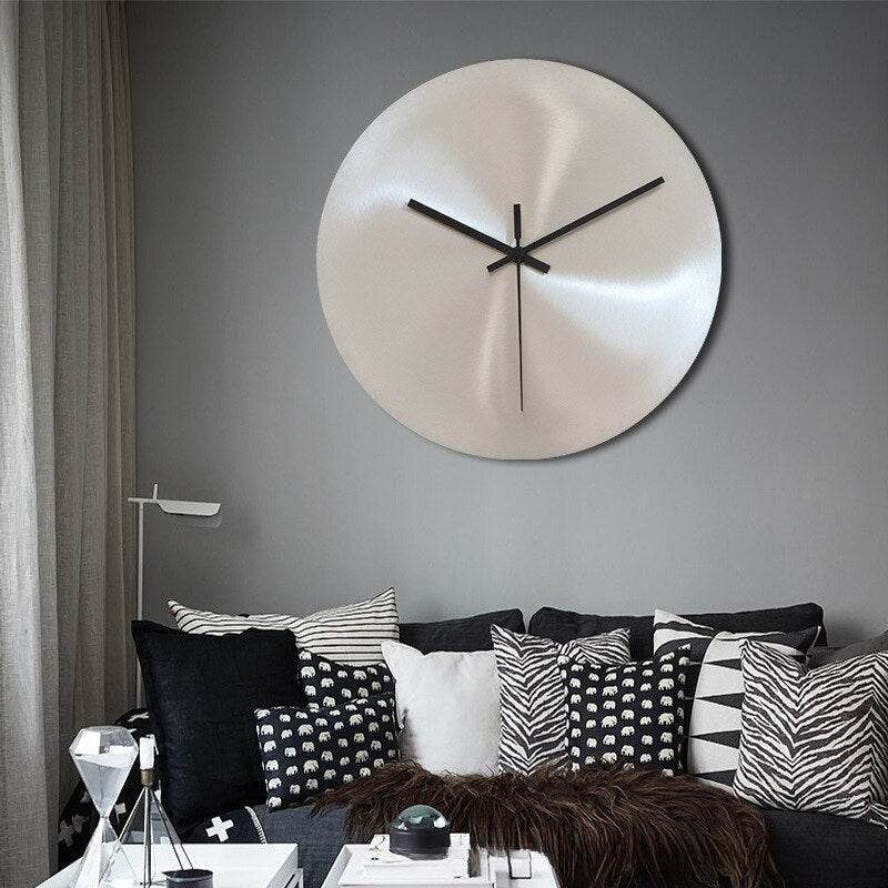 Avenor | Minimalistische RVS-Wandklok