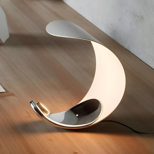 Moonlight elegance | Stijlvolle aluminium LED tafellamp met touchdimmer