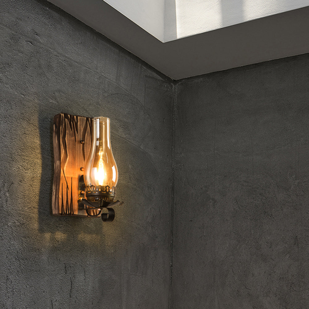 VintageHearth | Klassieke houten wandlamp