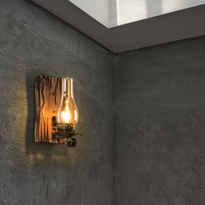 VintageHearth | Klassieke houten wandlamp