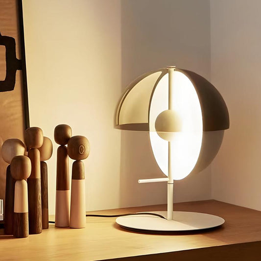 Theia | Elegante tafellamp met modern, halfrond ontwerp en gerookte kap