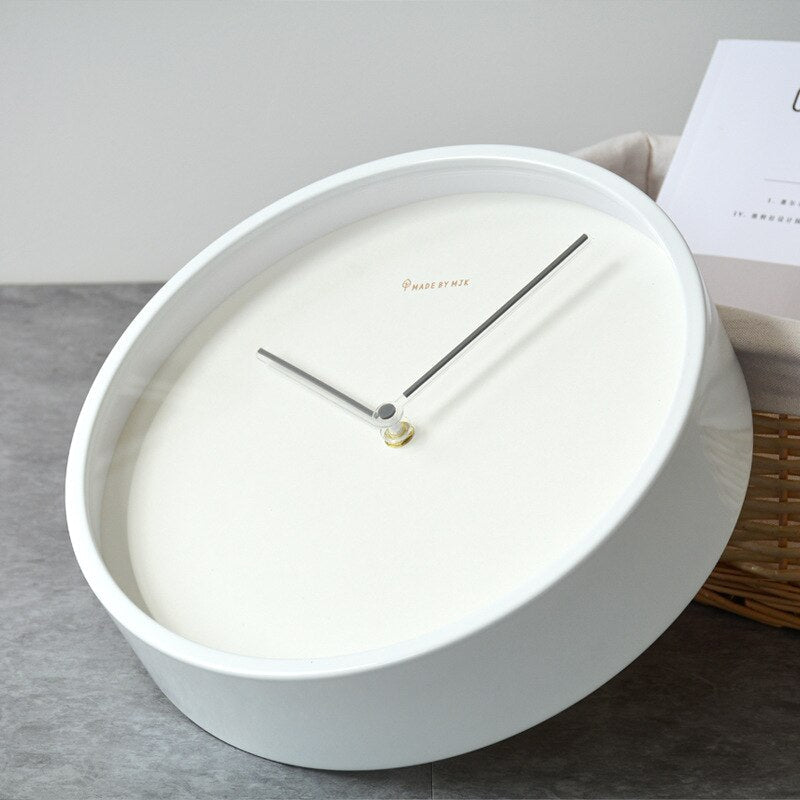Orelis | Noordse Minimalistische Wandklok