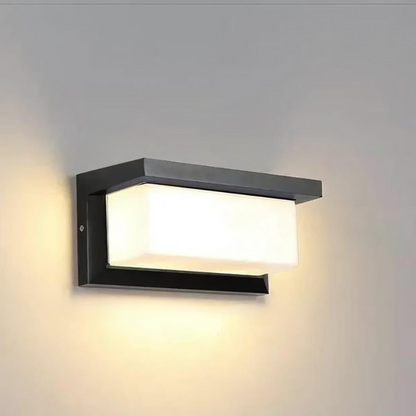 LumiSense LED Buitenlamp met Bewegingssensor | Weerbestendige Wandlamp IP65