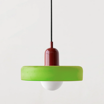 StiloGlas | Kleurrijke Hanglamp in Bauhaus-stijl – Glas-in-lood Design & Modern Vakmanschap
