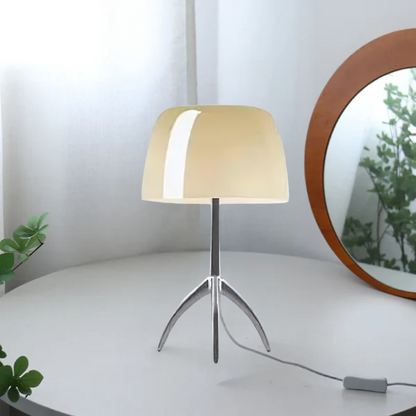 ColourElegance | Stijlvolle tafellamp van glas en roestvrij staal