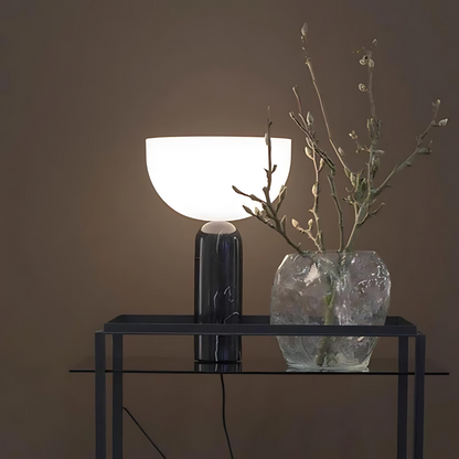 MarmoLux | Elegante marmeren tafellamp voor een stijlvolle ambiance