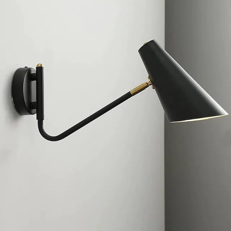 UrbanRadiance | Premium ijzeren wandlamp