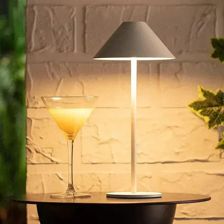 NovaGlow  - Draadloze Waterdichte Tafellamp
