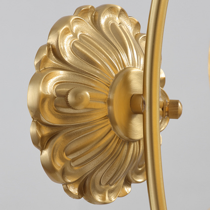 BlossomGlow | Elegante koperen wandlamp