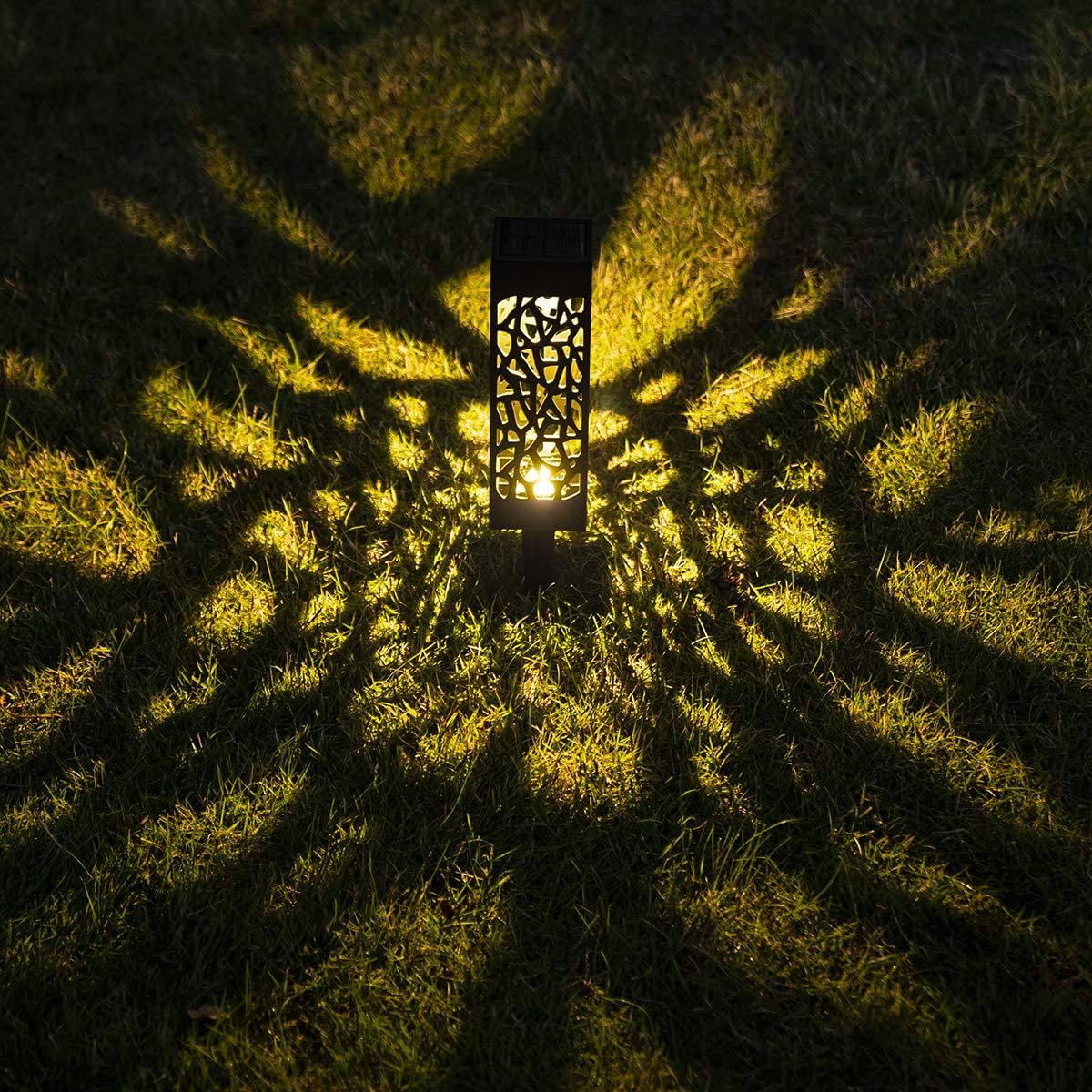 Linea | Intelligente solar tuinlamp met sensor en waterbescherming