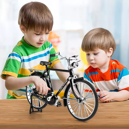 VintageCycle | Elegant retro fietsmodel Ornament
