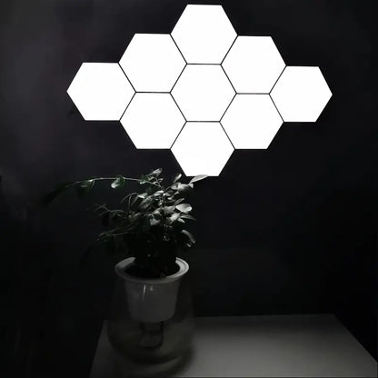 GlowFlow | Creatieve & Luxe Zeshoekige LED Wandlamp