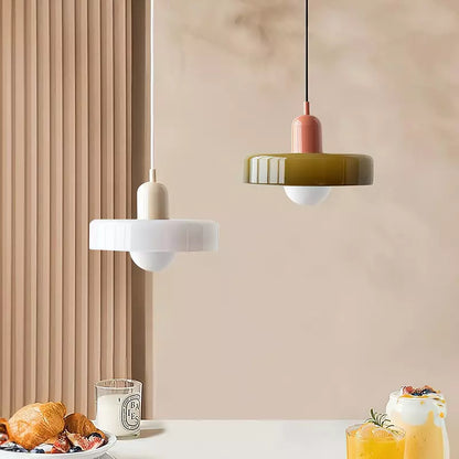 StiloGlas | Kleurrijke Hanglamp in Bauhaus-stijl – Glas-in-lood Design & Modern Vakmanschap