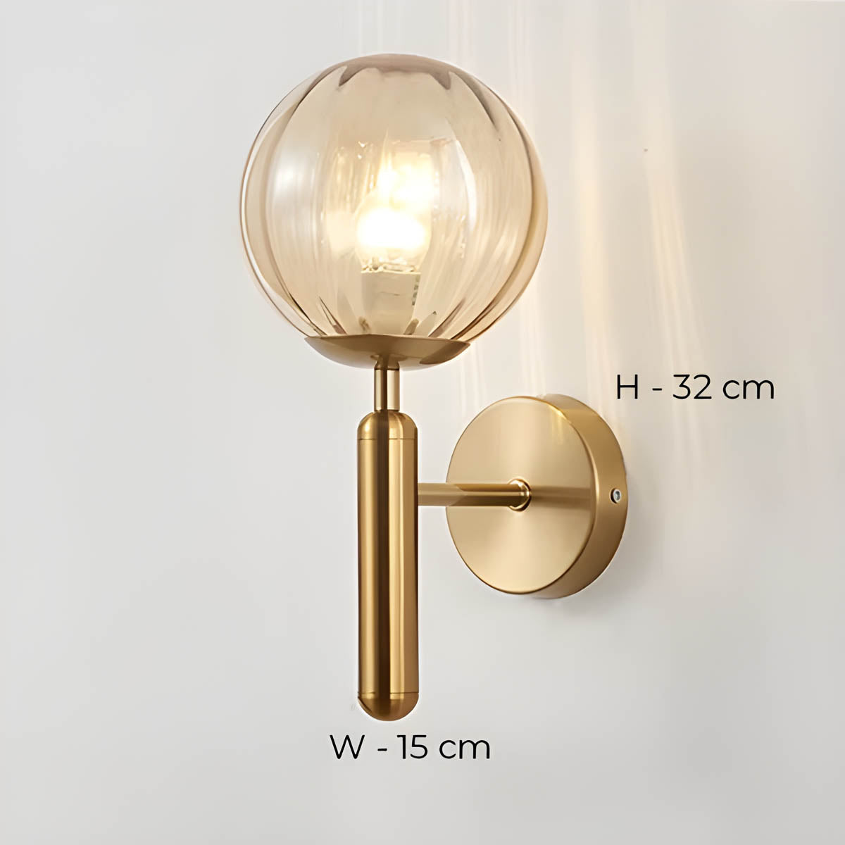 ClaireLum -  Wandlamp van bewerkt glas