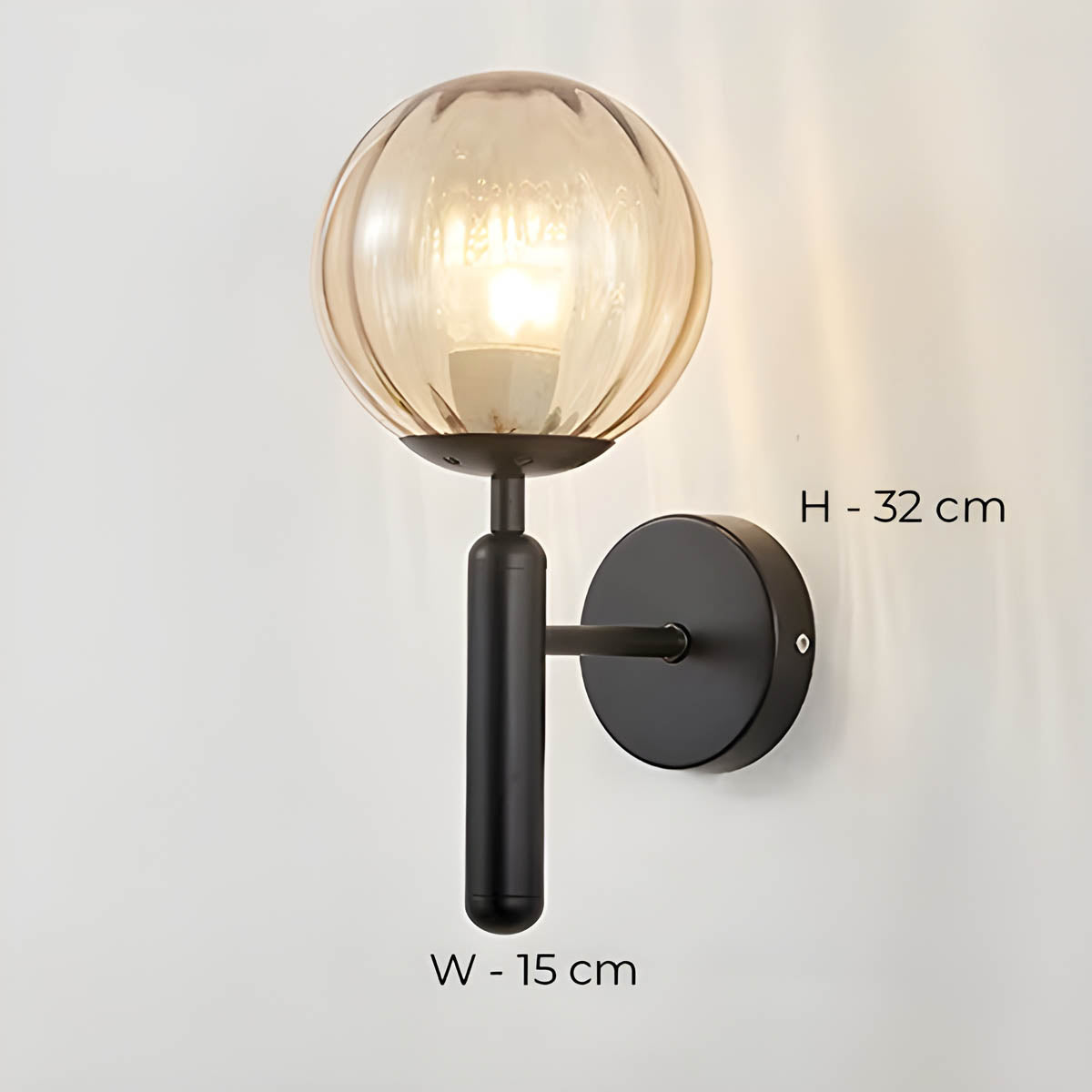 ClaireLum -  Wandlamp van bewerkt glas